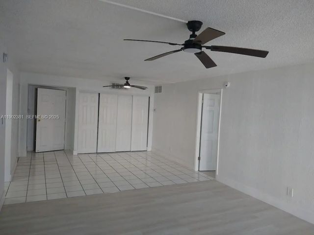 4 of 15 - 700 Nw 214th Street #403, Miami Gardens, FL