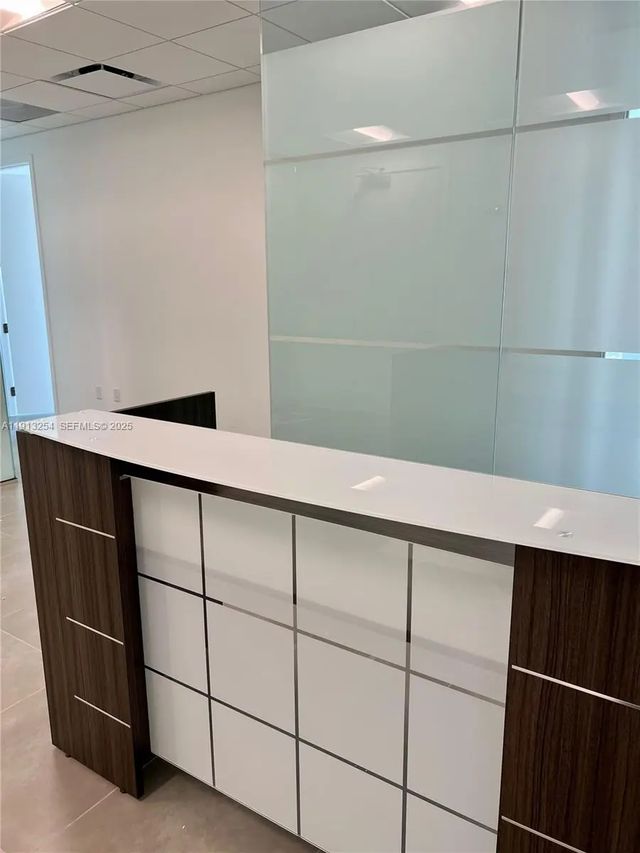 2 of 7 - 1695 Nw 110th Avenue #310, Doral, FL