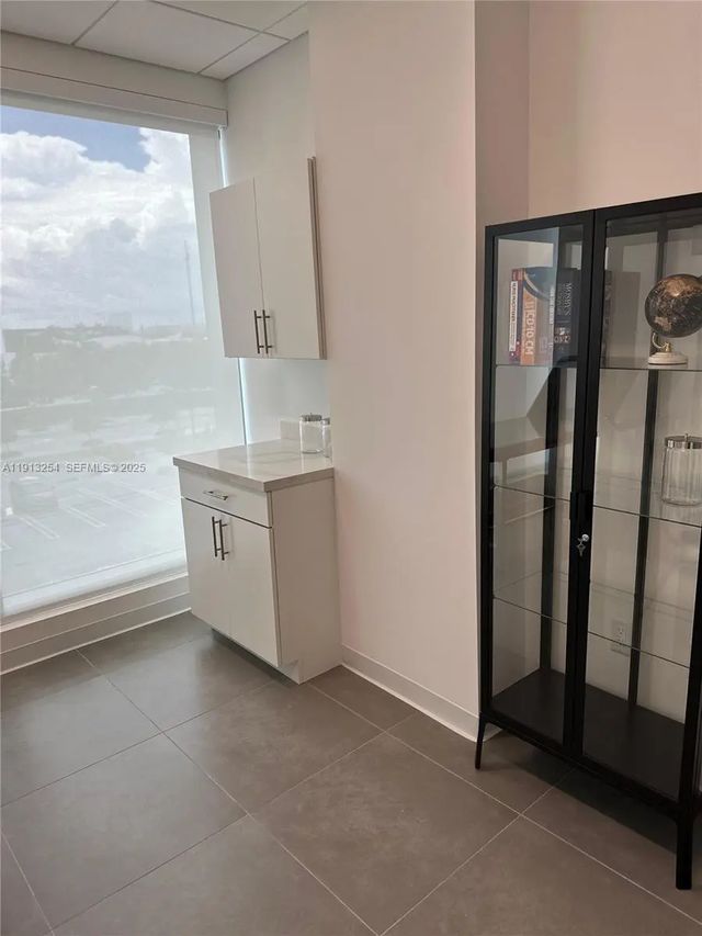 5 of 7 - 1695 Nw 110th Avenue #310, Doral, FL
