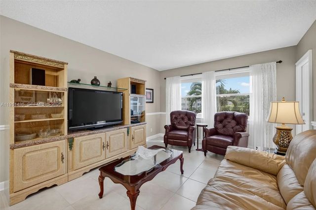 3 of 32 - 3501 Nw 47th Avenue #507, Lauderdale Lakes, FL