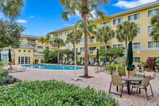 Photo of Listing #F10536847