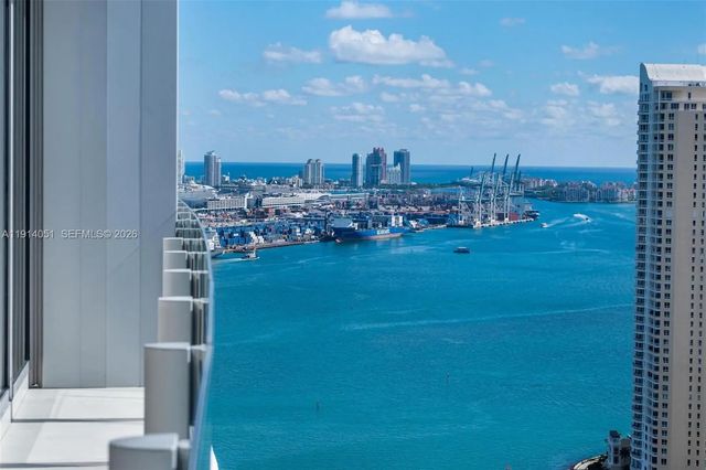4 of 82 - 300 Biscayne Boulevard Way #3506w, Miami, FL