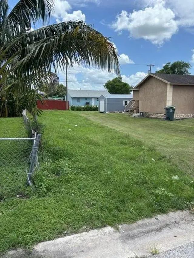 3 of 4 - 525 Sw 9th Street, Belle Glade, FL