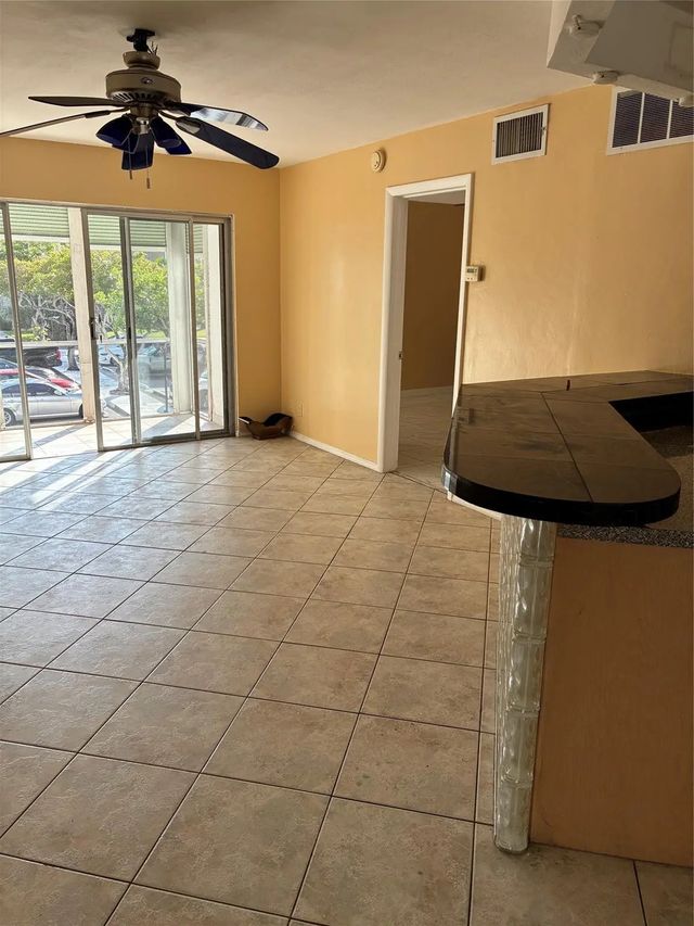 2 of 10 - 3040 Ne 16th Avenue #a210, Oakland Park, FL
