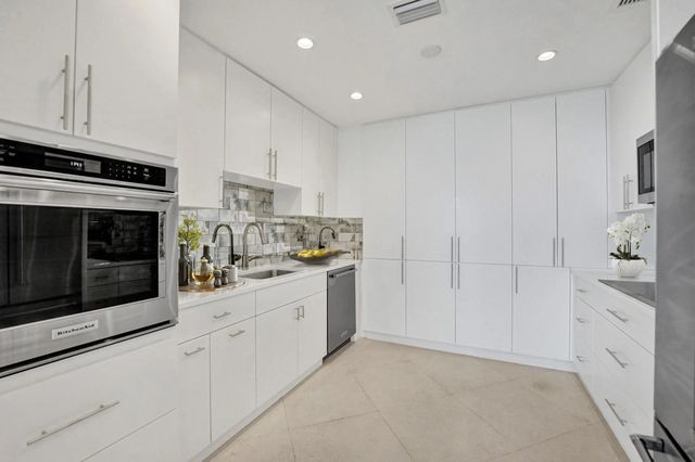 4 of 12 - 44 Cocoanut Row #315a/316a, Palm Beach, FL