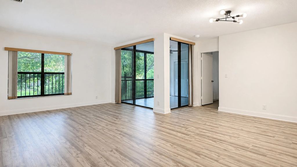 2881 Carambola Circle S #2072, Coconut Creek