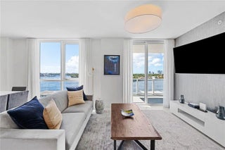 Photo of Listing #F10536900