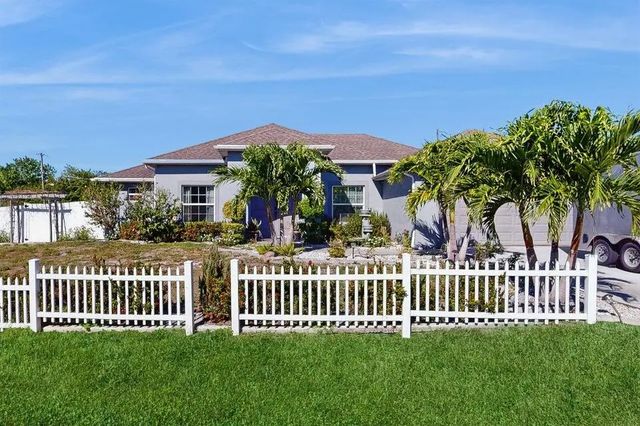 2 of 37 - 2398 Se Rich Street, Port St. Lucie, FL