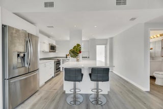 Photo of Listing #F10536948