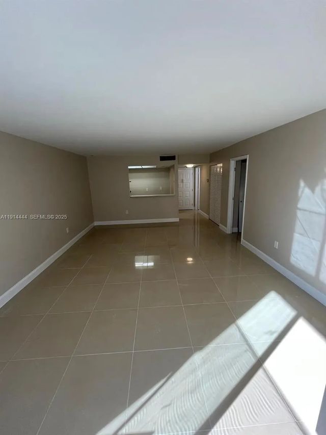 3 of 22 - 5530 Nw 44th Street #308c, Lauderhill, FL