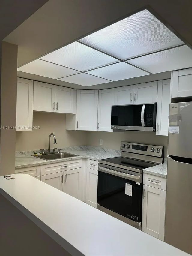 4 of 22 - 5530 Nw 44th Street #308c, Lauderhill, FL
