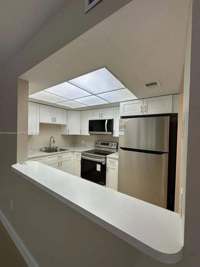 5 of 22 - 5530 Nw 44th Street #308c, Lauderhill, FL
