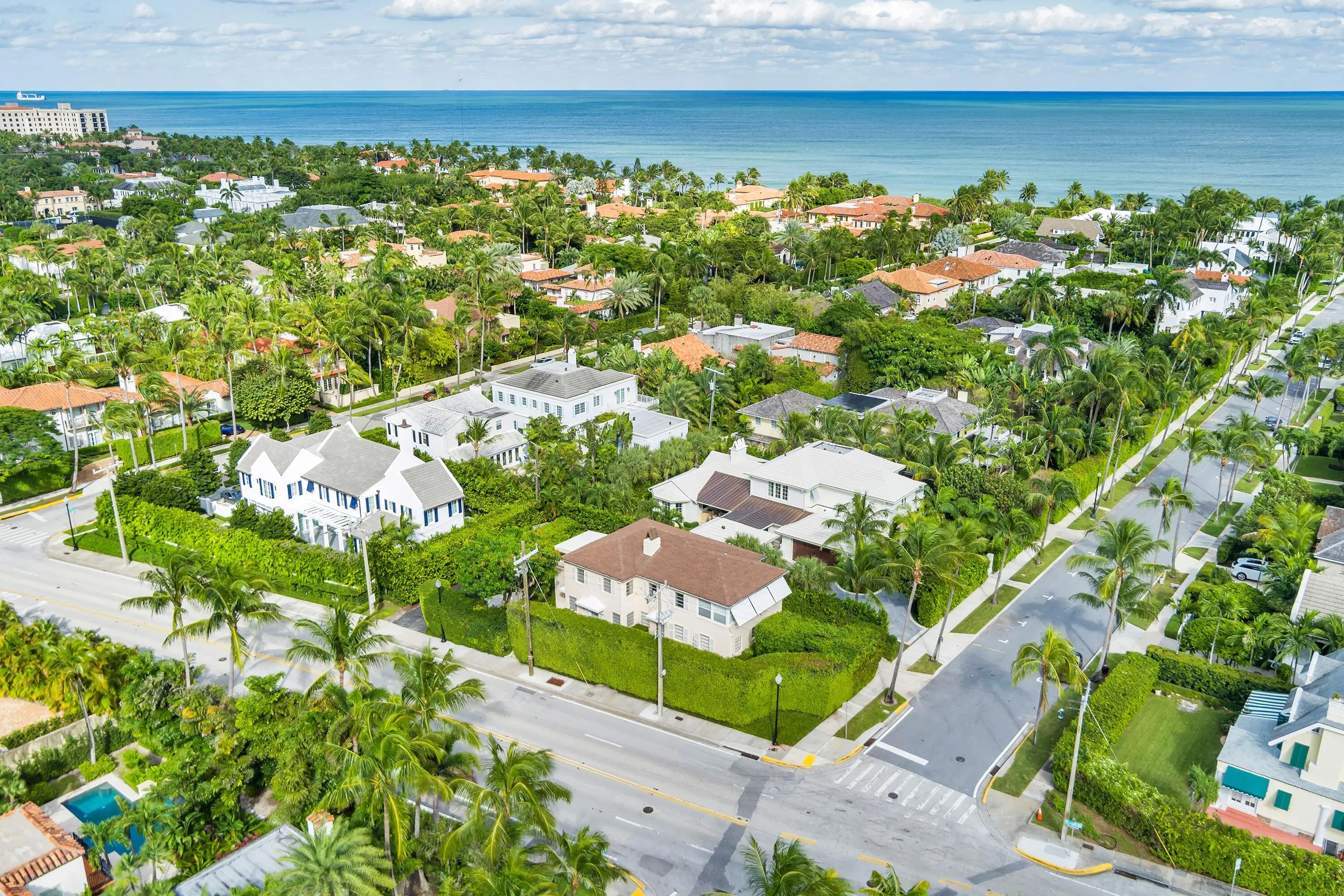 215 S County Road, Palm Beach