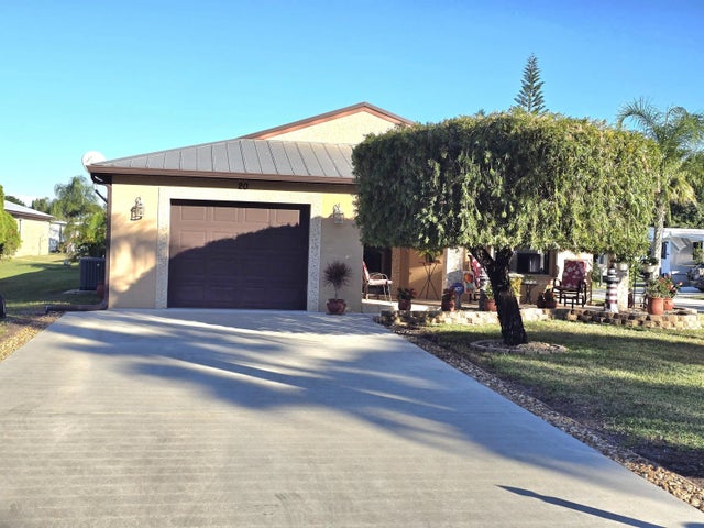 Photo of Listing #R11140935