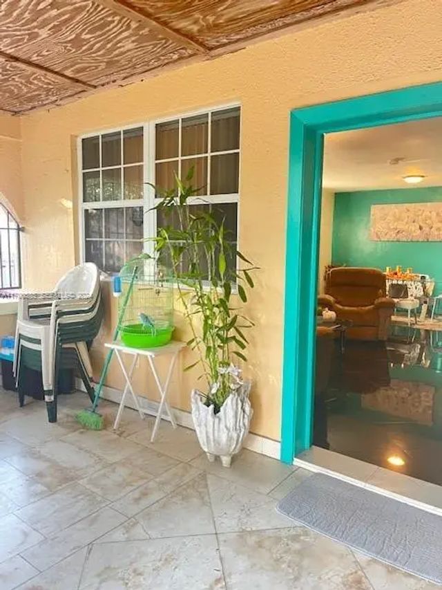 5 of 36 - 161 Nw 35th Street, Miami, FL