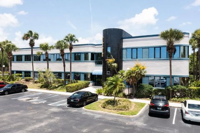 4 of 38 - 2222 Colonial Road #200, Fort Pierce, FL