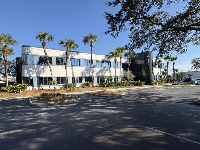 5 of 38 - 2222 Colonial Road #200, Fort Pierce, FL