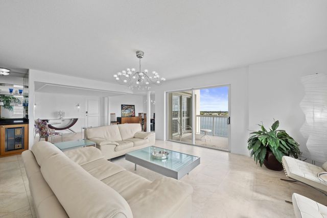 3 of 26 - 2600 N Flagler Drive #1007, West Palm Beach, FL