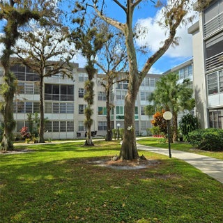 Photo of Listing #F10537048