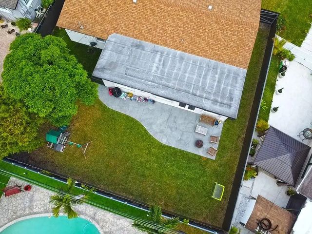 3 of 35 - 300 Sw 65th Way, Pembroke Pines, FL