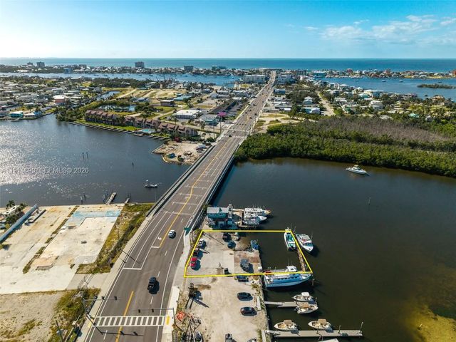 3 of 37 - 18850 San Carlos Boulevard, , FL