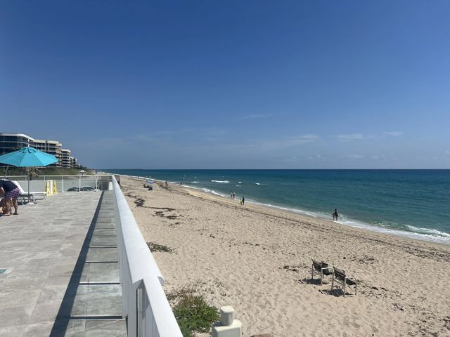 4 of 30 - 3450 S Ocean Boulevard S #1040, Palm Beach, FL