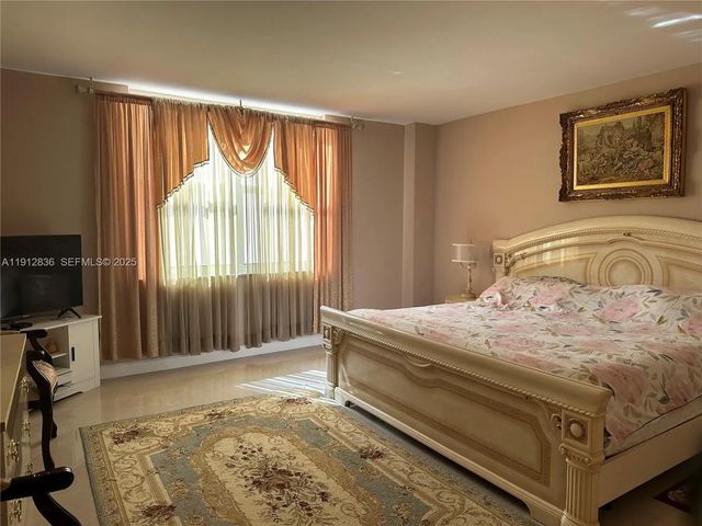 5 of 29 - 1865 S Ocean Drive #6h, Hallandale Beach, FL