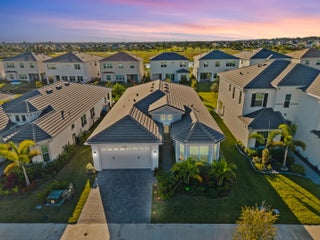 Photo of Listing #R11141202