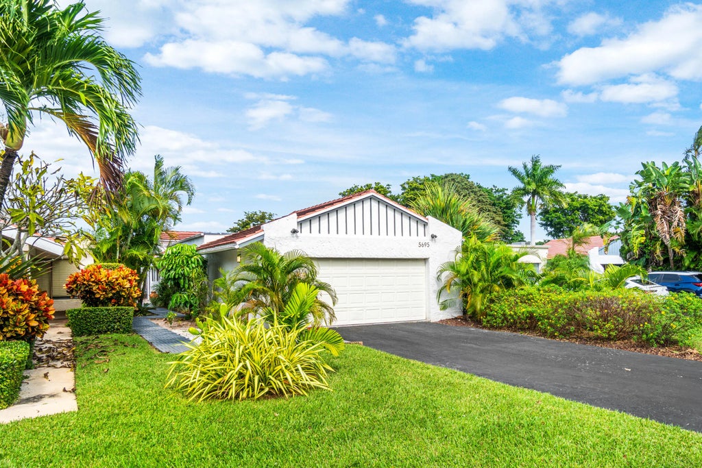 5695 Ainsley Court, Boynton Beach