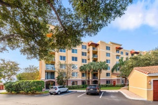 Photo of Listing #R11141220