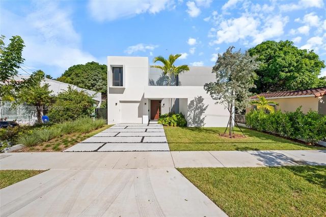 2127 Sw 11th Terrace, Miami