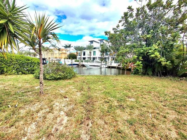 2 of 12 - 239 Hibiscus Avenue, Lauderdale-By-The-Sea, FL