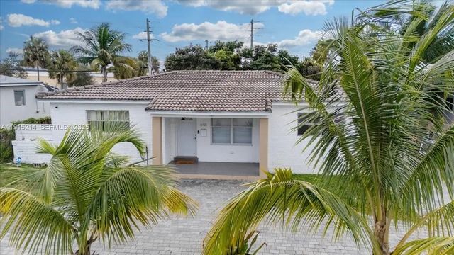 4 of 74 - 640 Ne 168th Street, North Miami Beach, FL