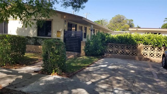 2 of 39 - 803 Ne 8th Street, Hallandale Beach, FL