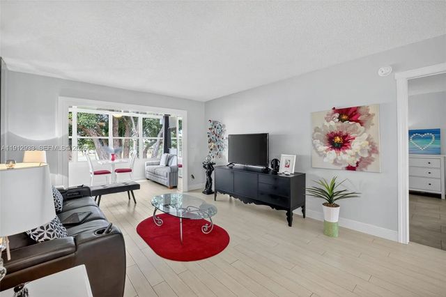 4 of 43 - 7817 Golf Circle Drive #305, Margate, FL