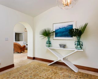 Photo of Listing #R11141272