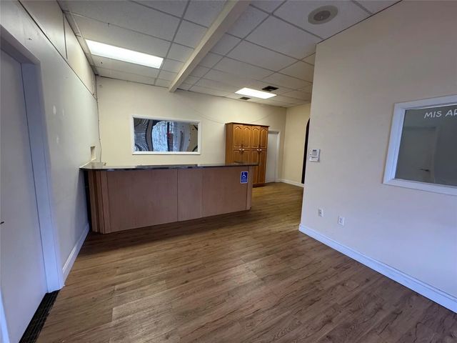 1431 N Palm Avenue, Pembroke Pines