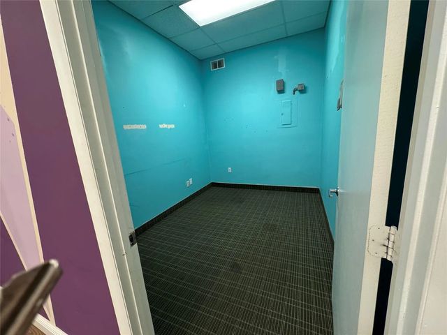 4 of 10 - 1431 N Palm Avenue, Pembroke Pines, FL
