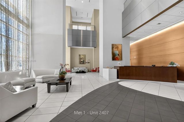 5 of 40 - 300 S Biscayne Boulevard #t-2407, Miami, FL