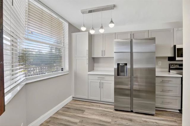 3 of 45 - 2521 Nw 104th Avenue #203, Sunrise, FL