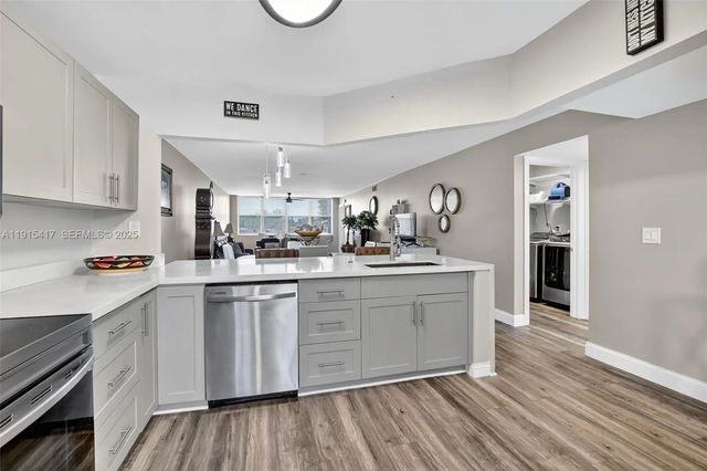 5 of 45 - 2521 Nw 104th Avenue #203, Sunrise, FL