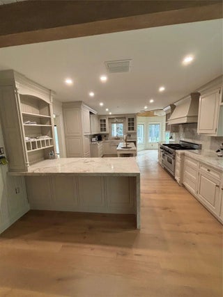 Photo of Listing #F10537339