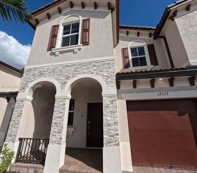4 of 32 - 12517 Nw 23rd Place, Miami, FL