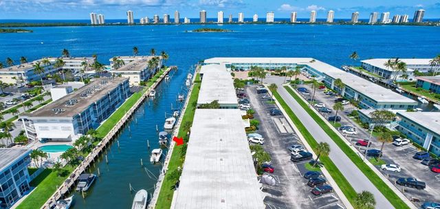 2 of 55 - 121 Wettaw Lane #211, North Palm Beach, FL
