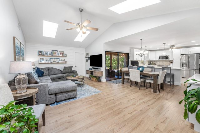 3 of 37 - 6194 Brandon Street, Palm Beach Gardens, FL