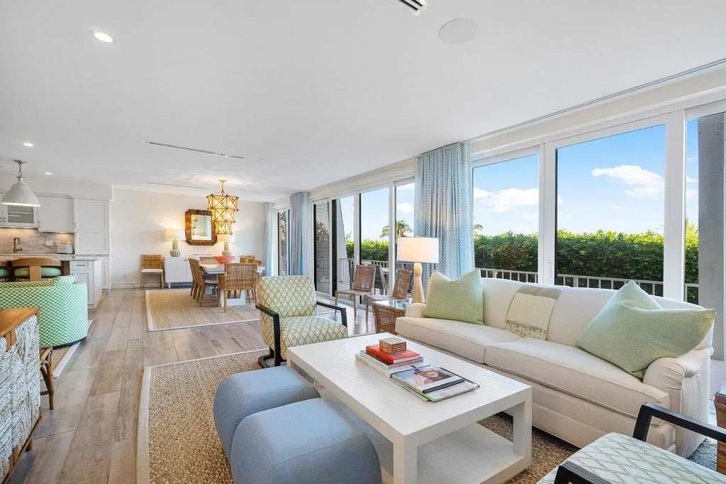 2275 S Ocean Boulevard #206a, Palm Beach