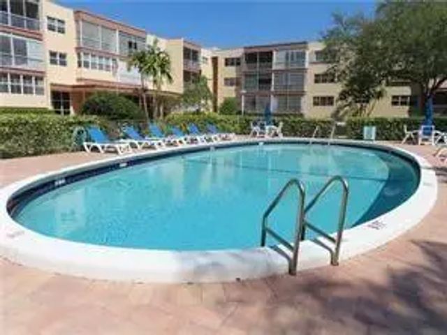 2 of 26 - 6701 Cypress Road #207, Plantation, FL