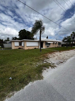 Photo of Listing #F10537414