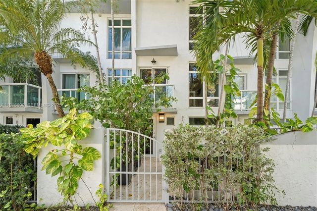 2 of 18 - 1853 Jefferson Avenue #6, Miami Beach, FL