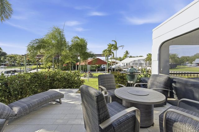 4 of 53 - 2359 Treasure Isle Drive #38, Palm Beach Gardens, FL
